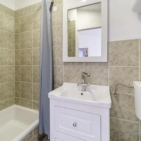 Апартаменты Tudor *