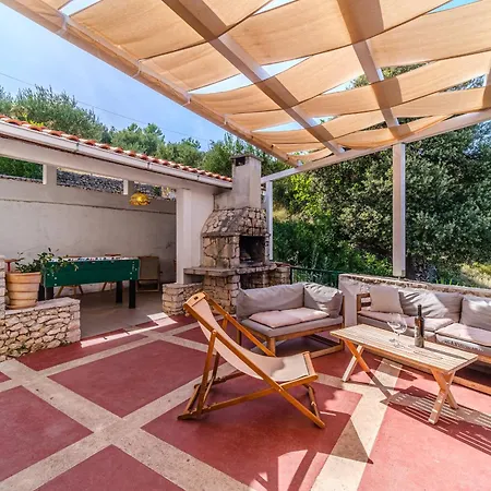 Tudor Apartamento *