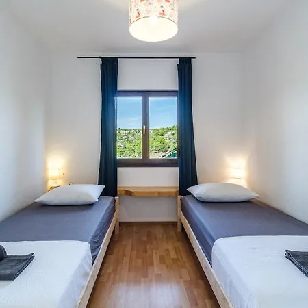 Tudor Апартаменты