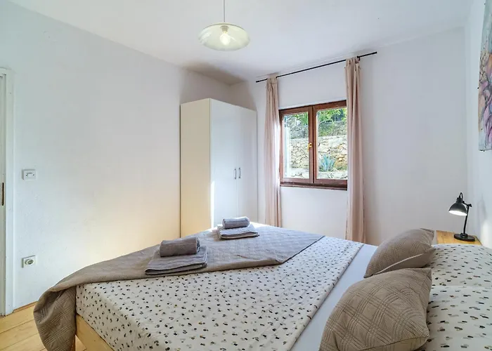 Apartman Tudor *