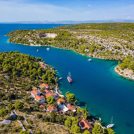 Tudor דירה Bobovisca